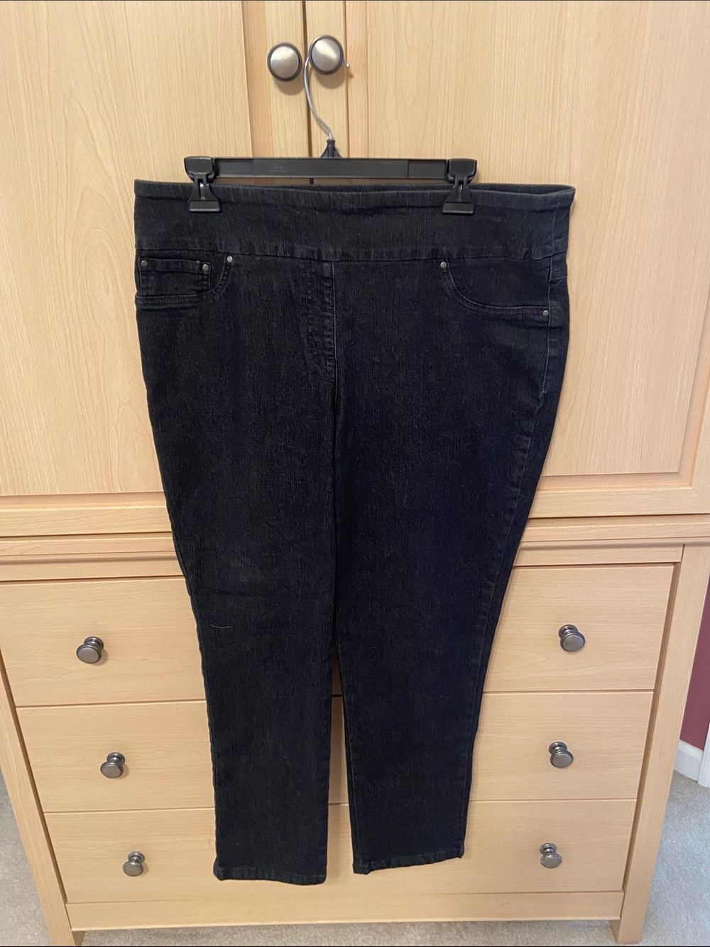 Plus-Size Black Women’s Stretch Denim Jeans